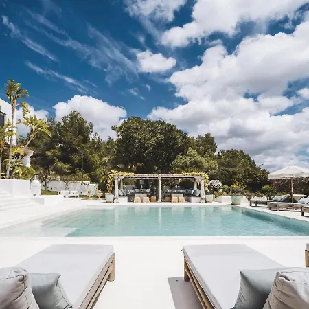 Villa Impressive Ibiza El Zafiro 6 Bedrooms Private Gym Fantastic Views